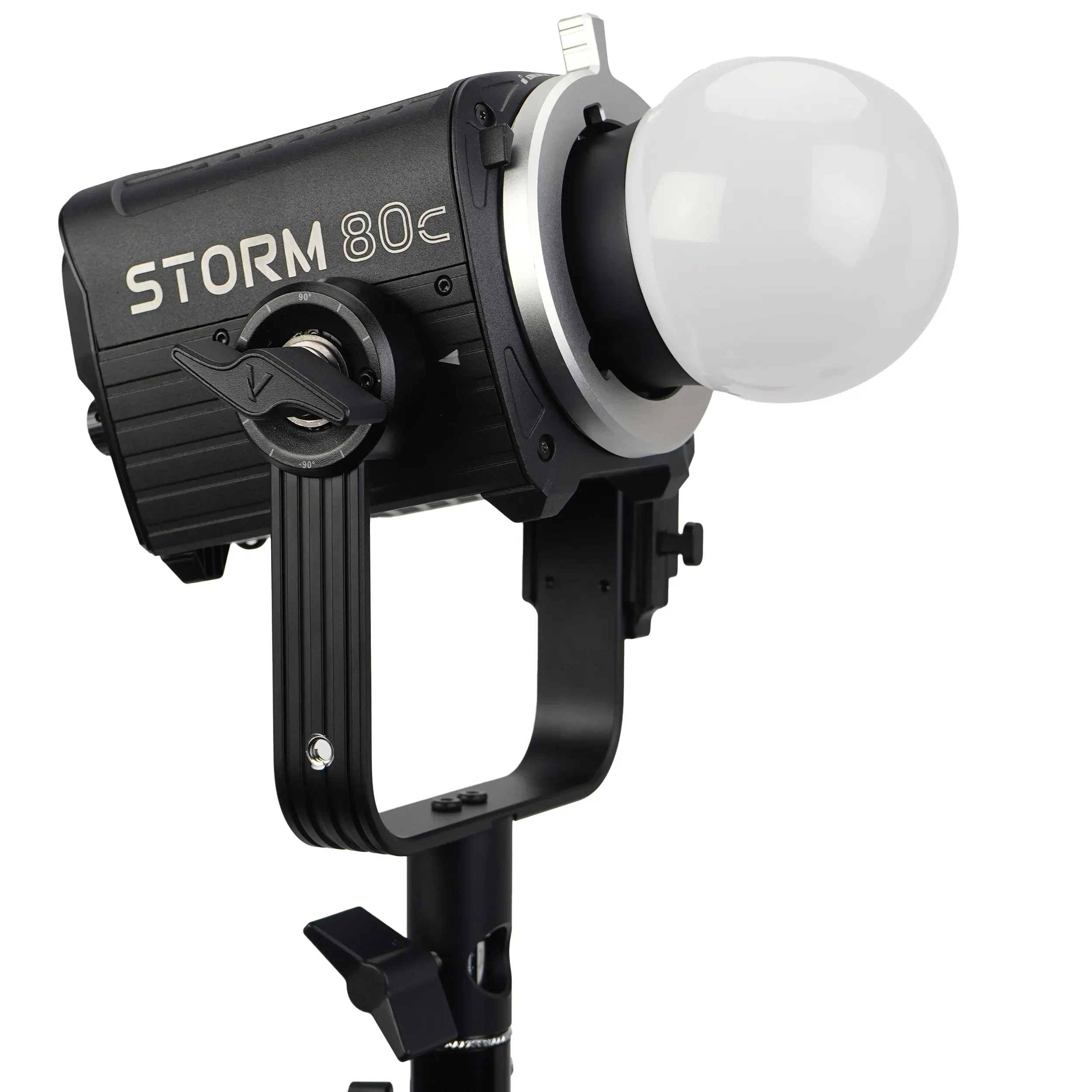 פנס לד Aputure STORM 80c