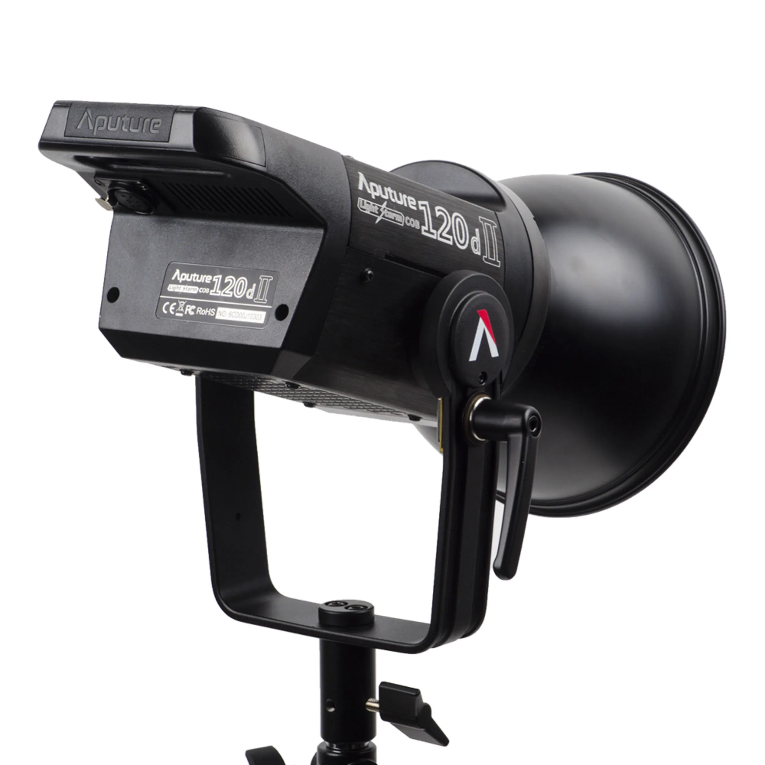 פנס לד Aputure LS C120d II