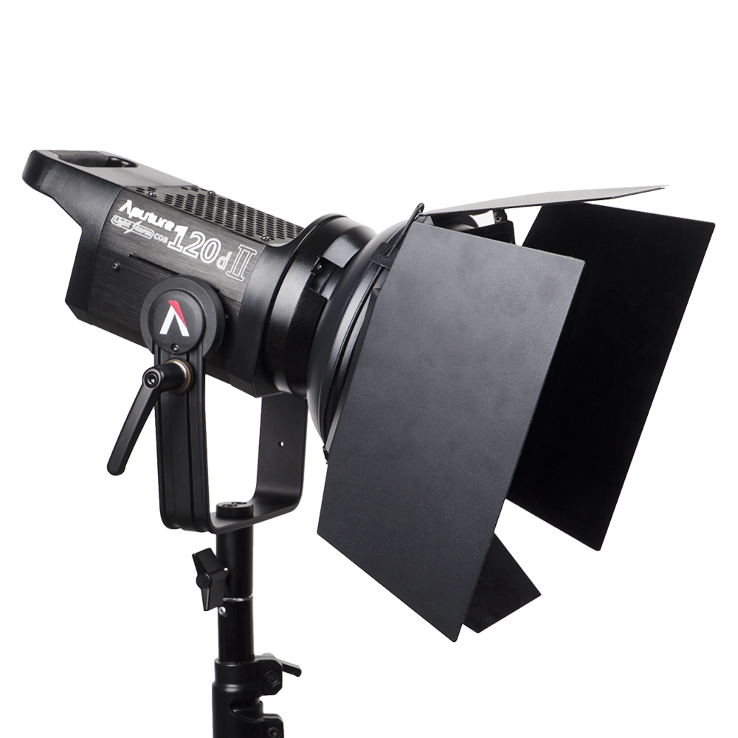 פנס לד Aputure LS C120d II