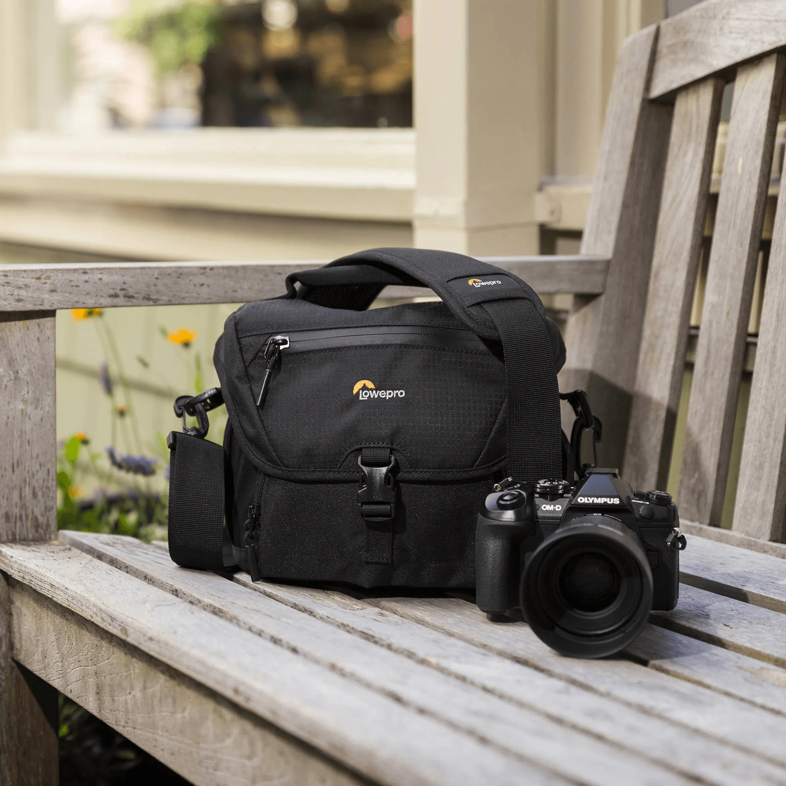תיק כתף למצלמה Lowepro Nova 160 AW II