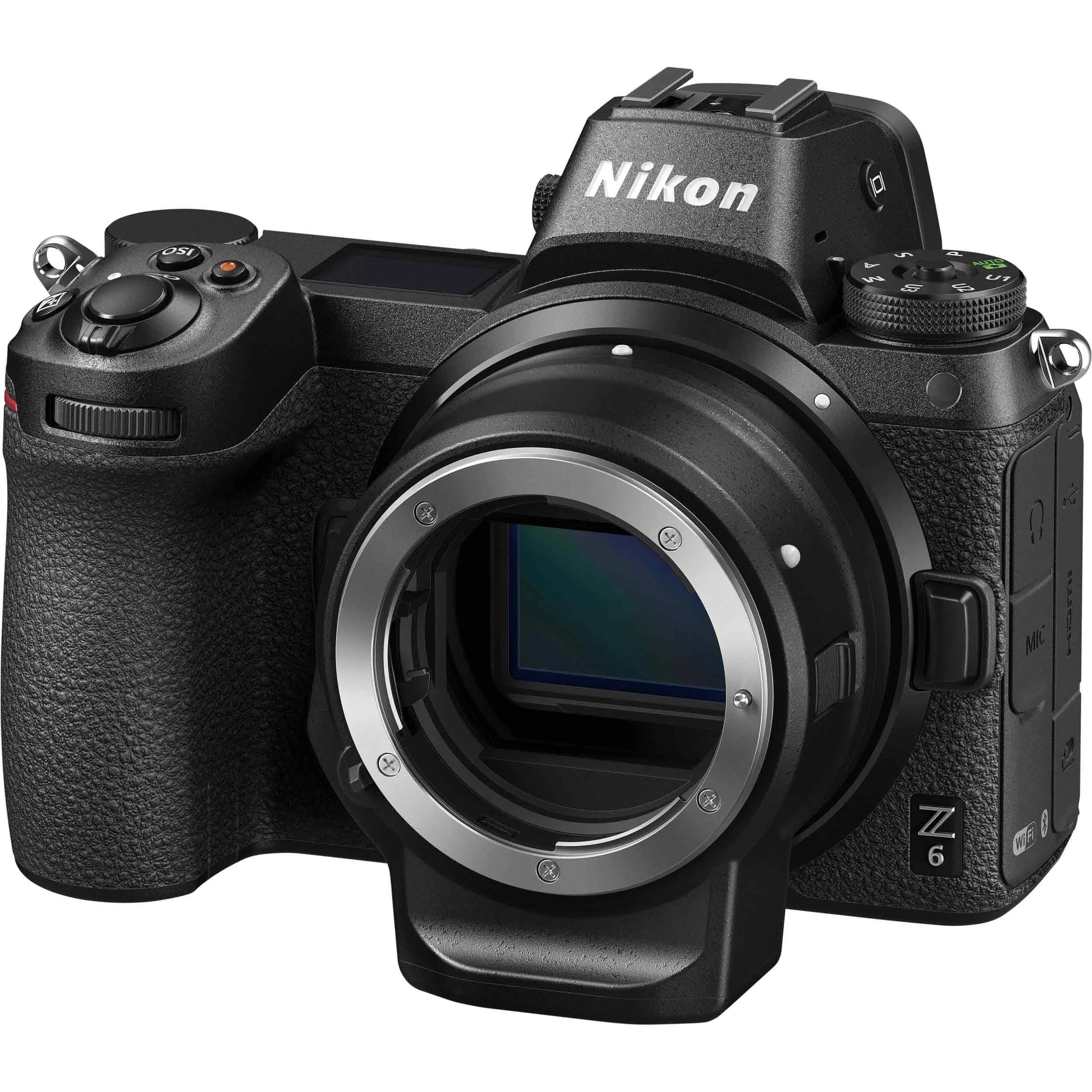מצלמה דיגיטלית ללא מראה Nikon Z6 ומתאם FTZ