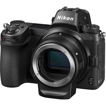 מצלמה דיגיטלית ללא מראה Nikon Z6 ומתאם FTZ
