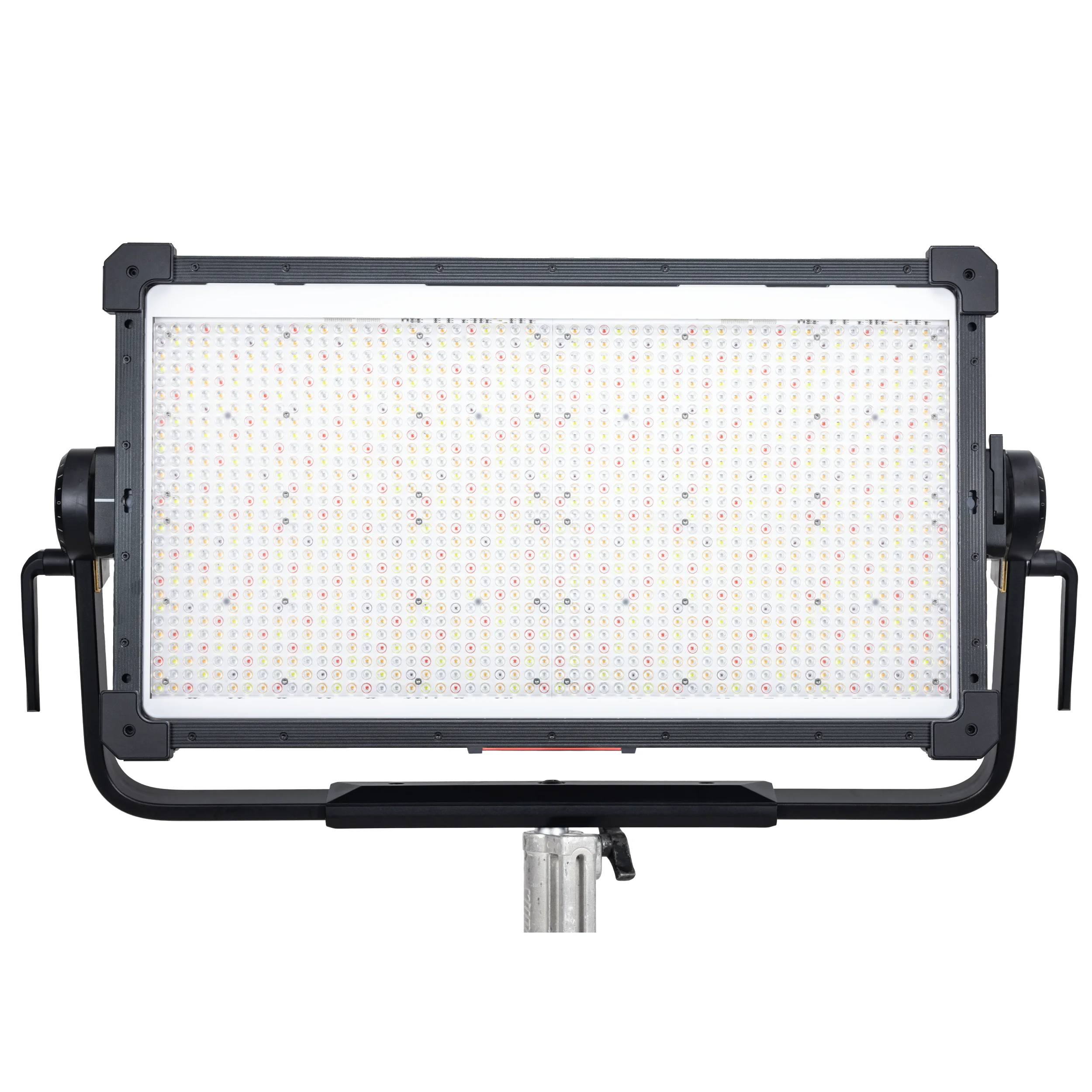 פנס לד Aputure NOVA II 2x1 בארגז קשיח