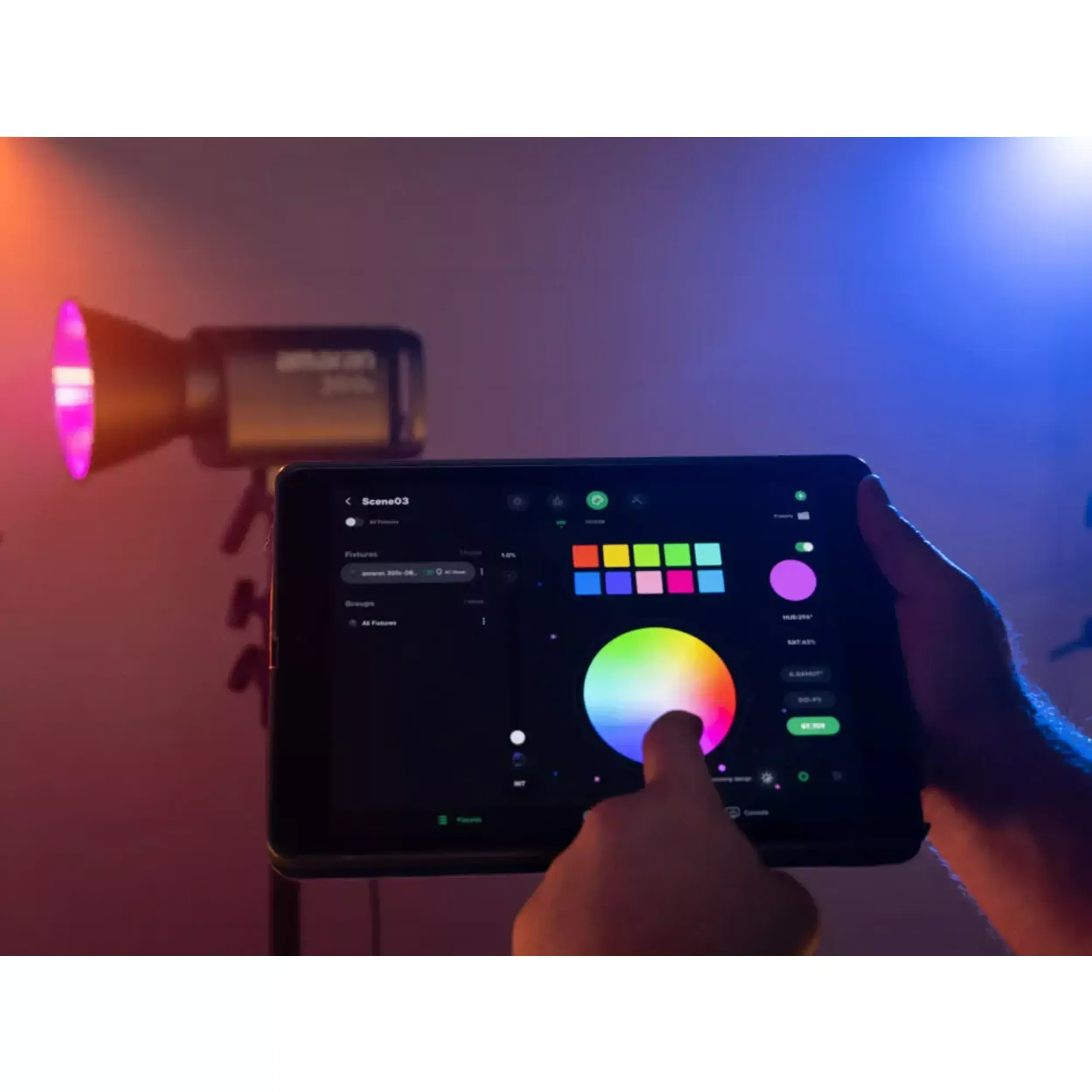 פנס לד Amaran 300C RGB