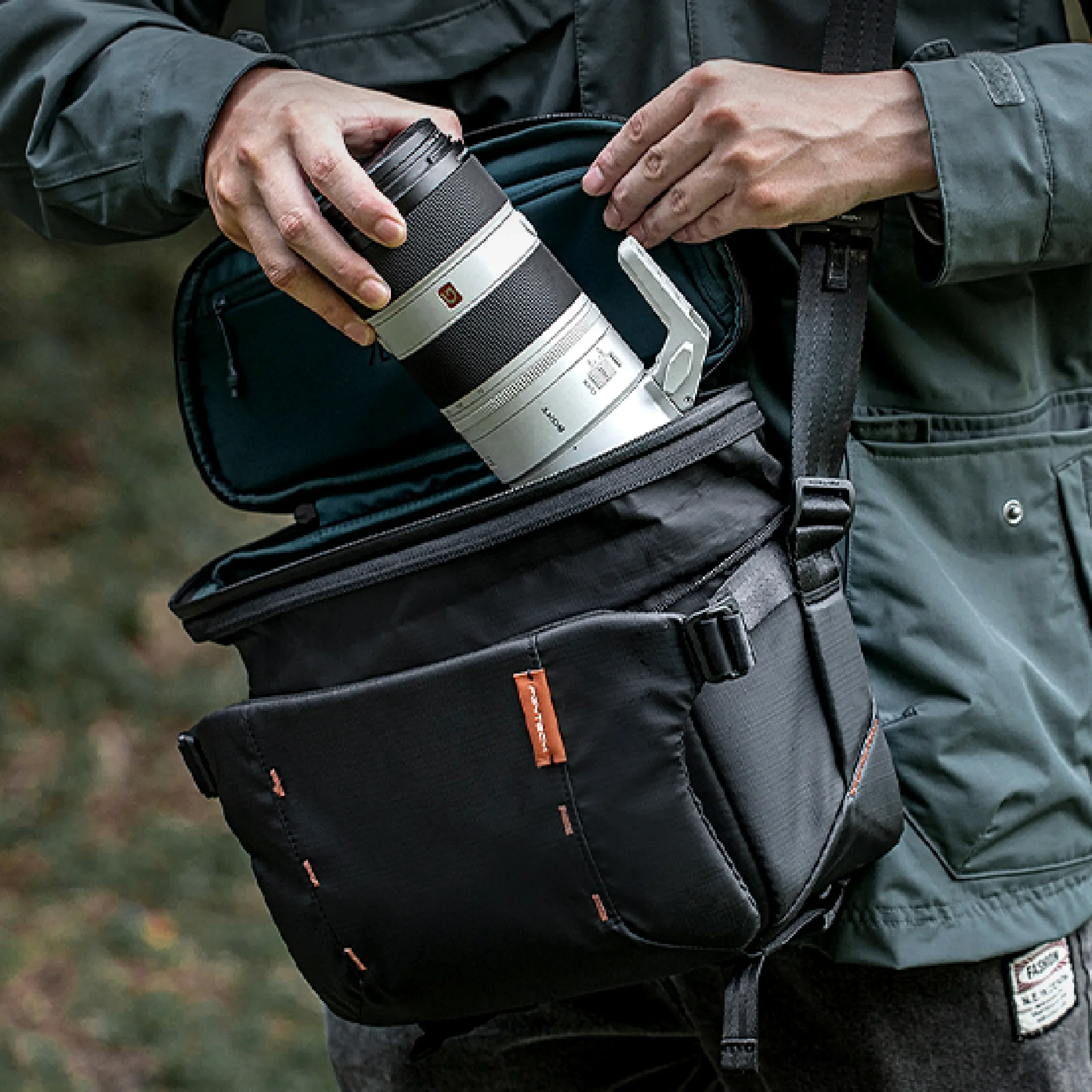 תיק סלינג שחור 7 ליטר PGYTECH OneMo Sling