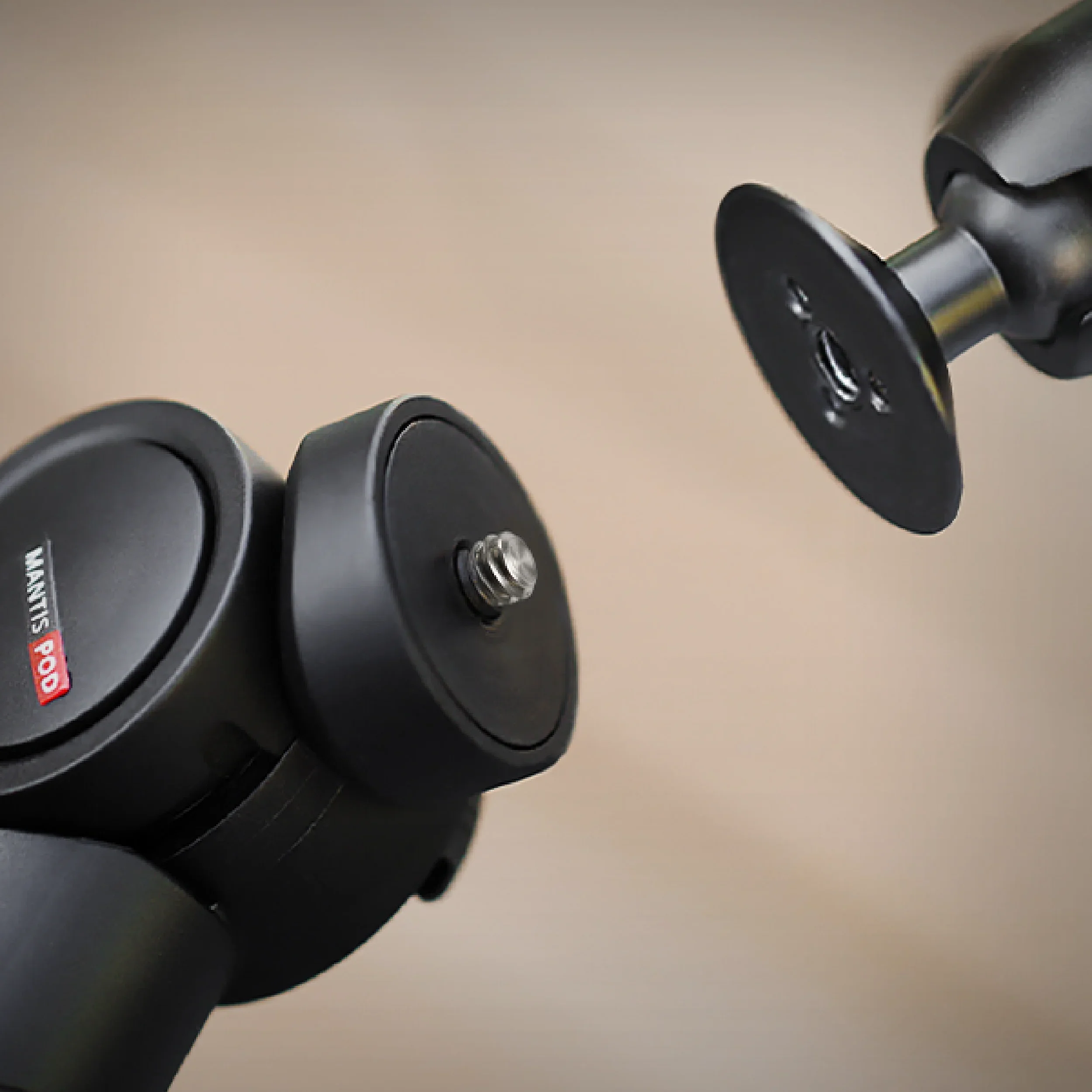 חצובה עם ראש כדורי ליוצרי תוכן PGYTECH MantisPod 2.0