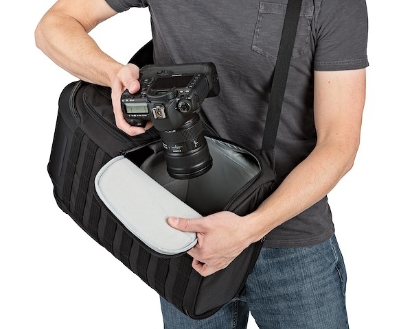 תיק גב למצלמה Lowepro ProTactic BP 450 AW II