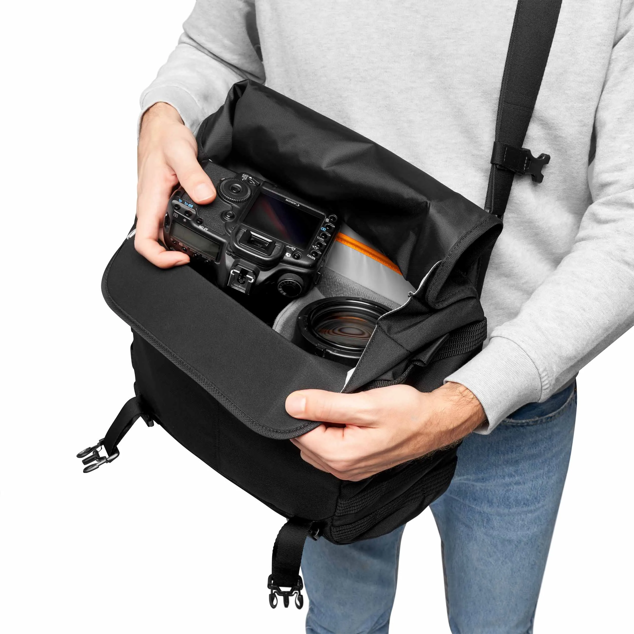 תיק צד למצלמה Lowepro ProTactic MG 160 AW II