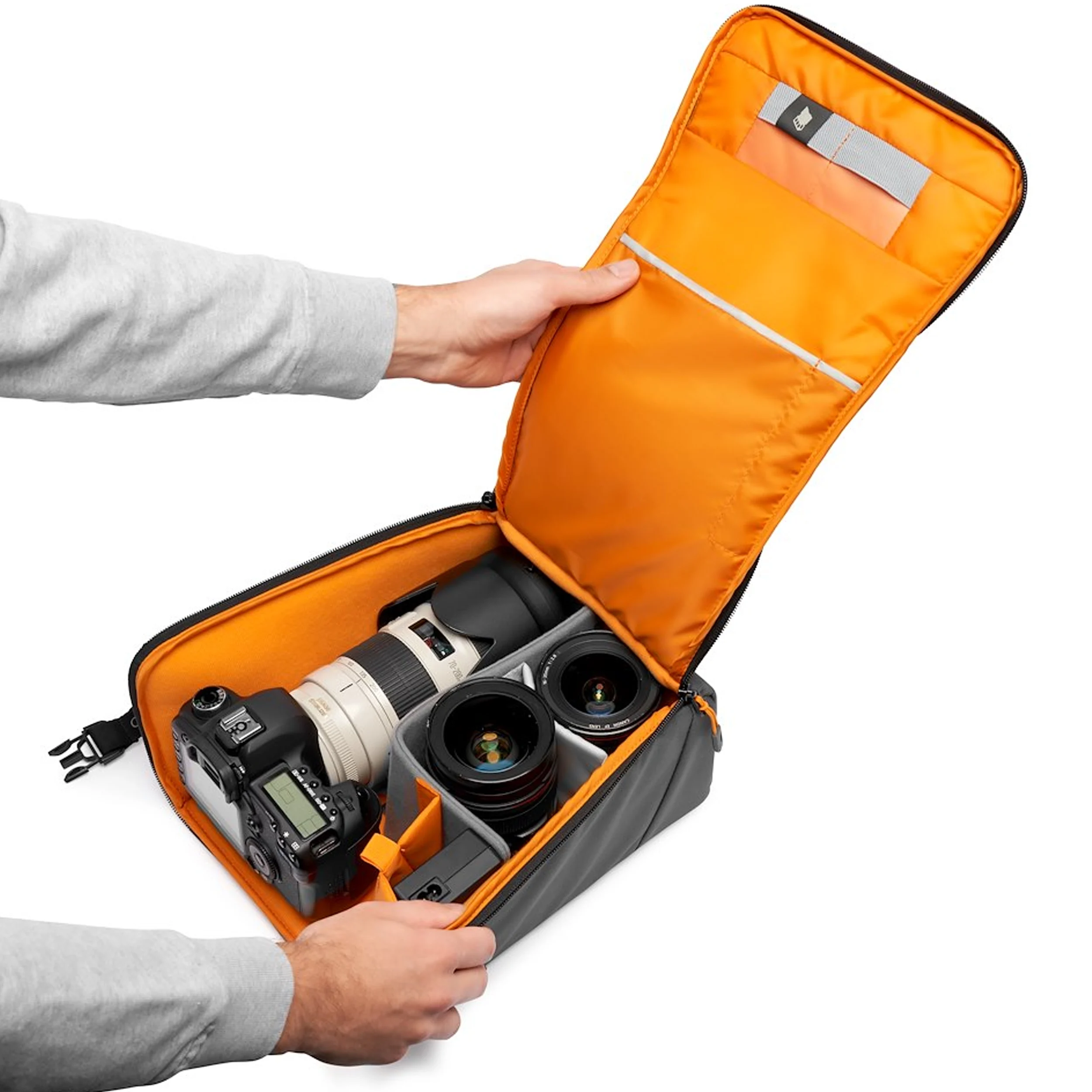 נרתיק גדול אקסטרה Lowepro GEARUP CREATOR BOX II