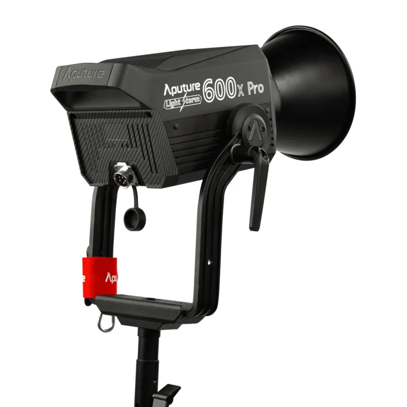 פנס לד Aputure LS-600x PRO