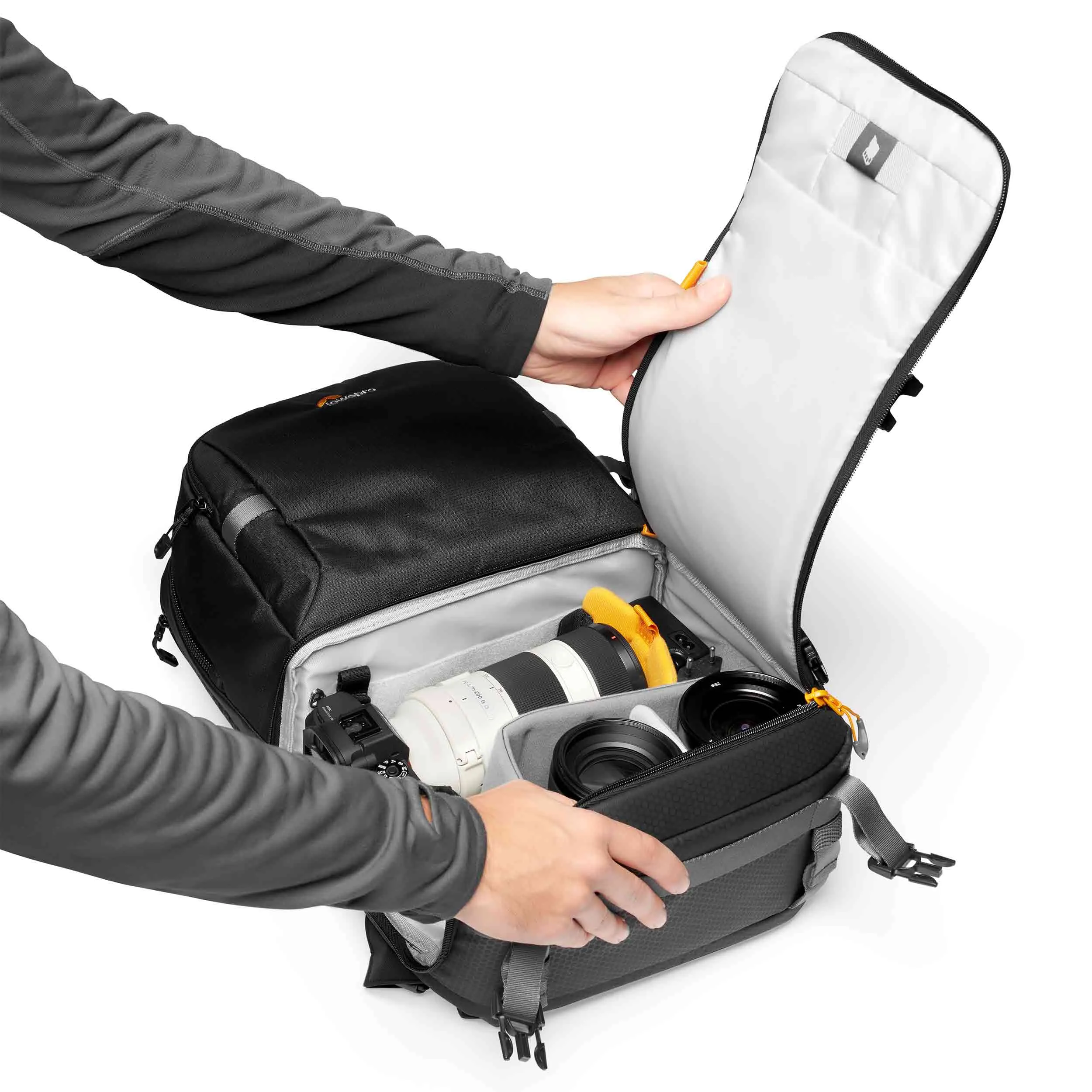 תיק גב למצלמה Lowepro Fastpack BP 250 AW III--אפור