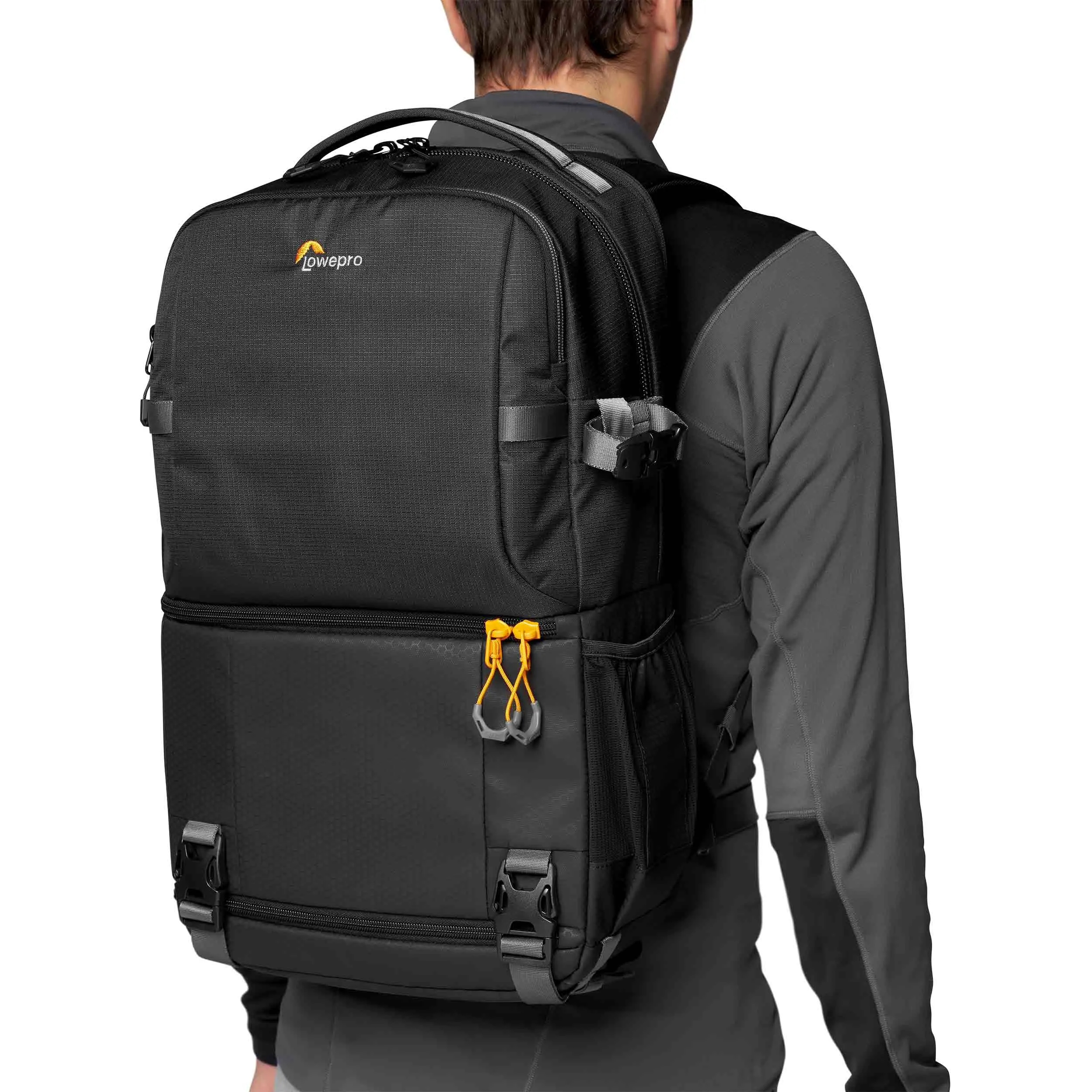 תיק גב למצלמה Lowepro Fastpack BP 250 AW III--שחור