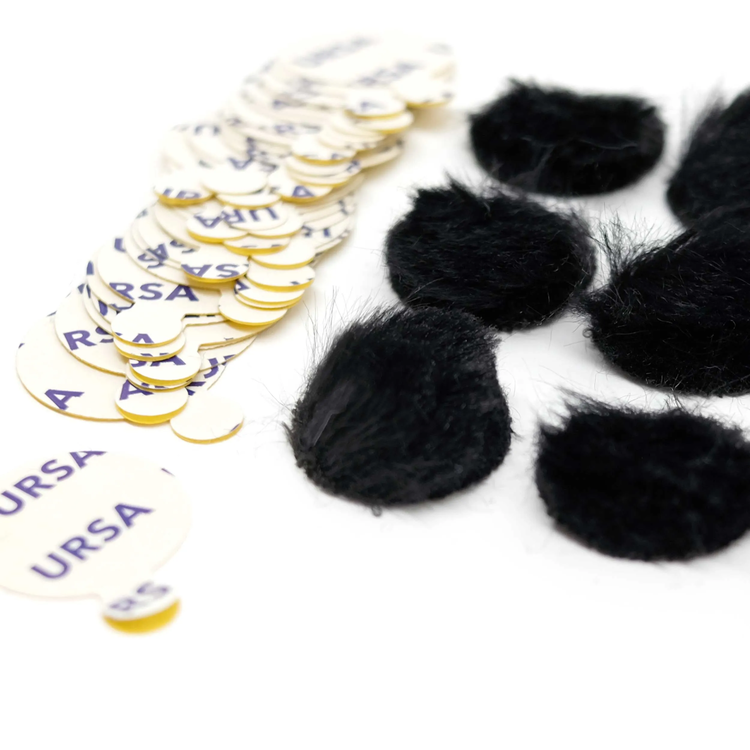9 מגני פרווה שחורים ו-30 מדבקות למיקרופון Ursa Straps
