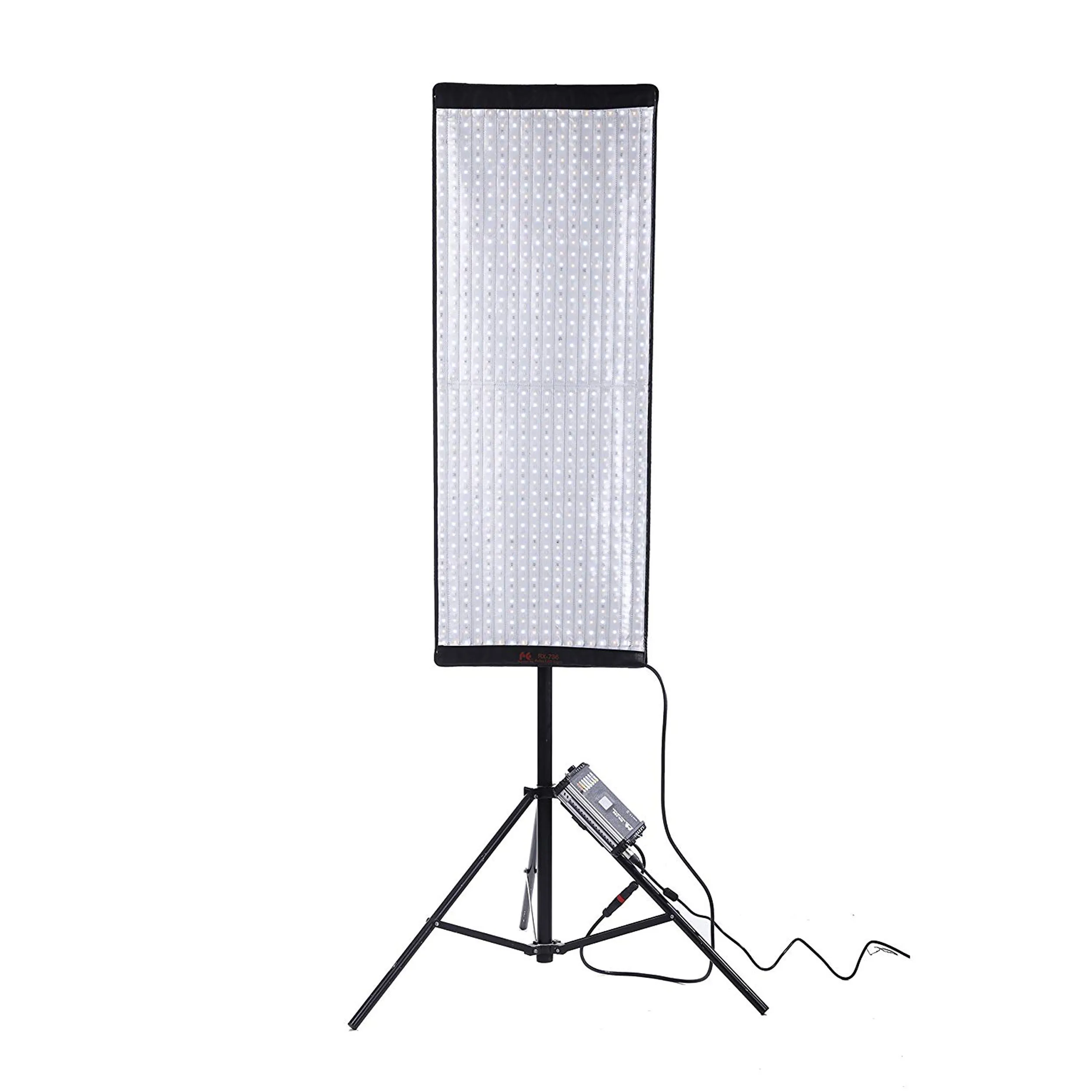 קיט פנס RGBW לד 200W גמיש 121X46 ס"מ Falcon Eyes RX-736-K1