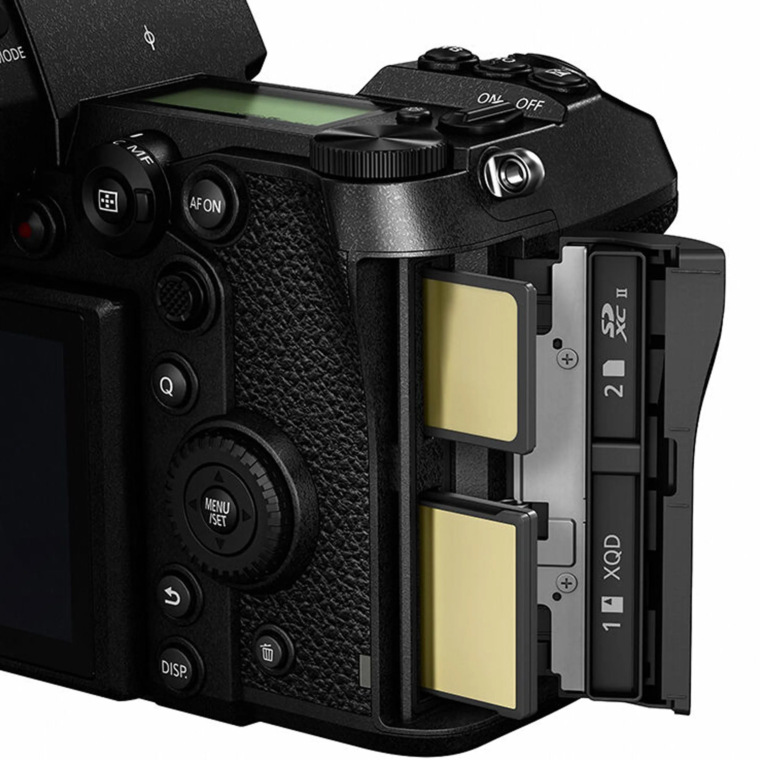 מצלמת Panasonic Lumix S1R- גוף בלבד-ייבוא רשמי