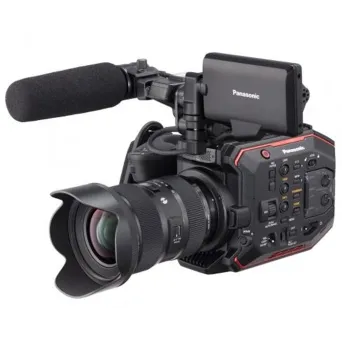 מצלמת וידאו Panasonic AU-EVA1 5.7K Super 35mm Cinema
