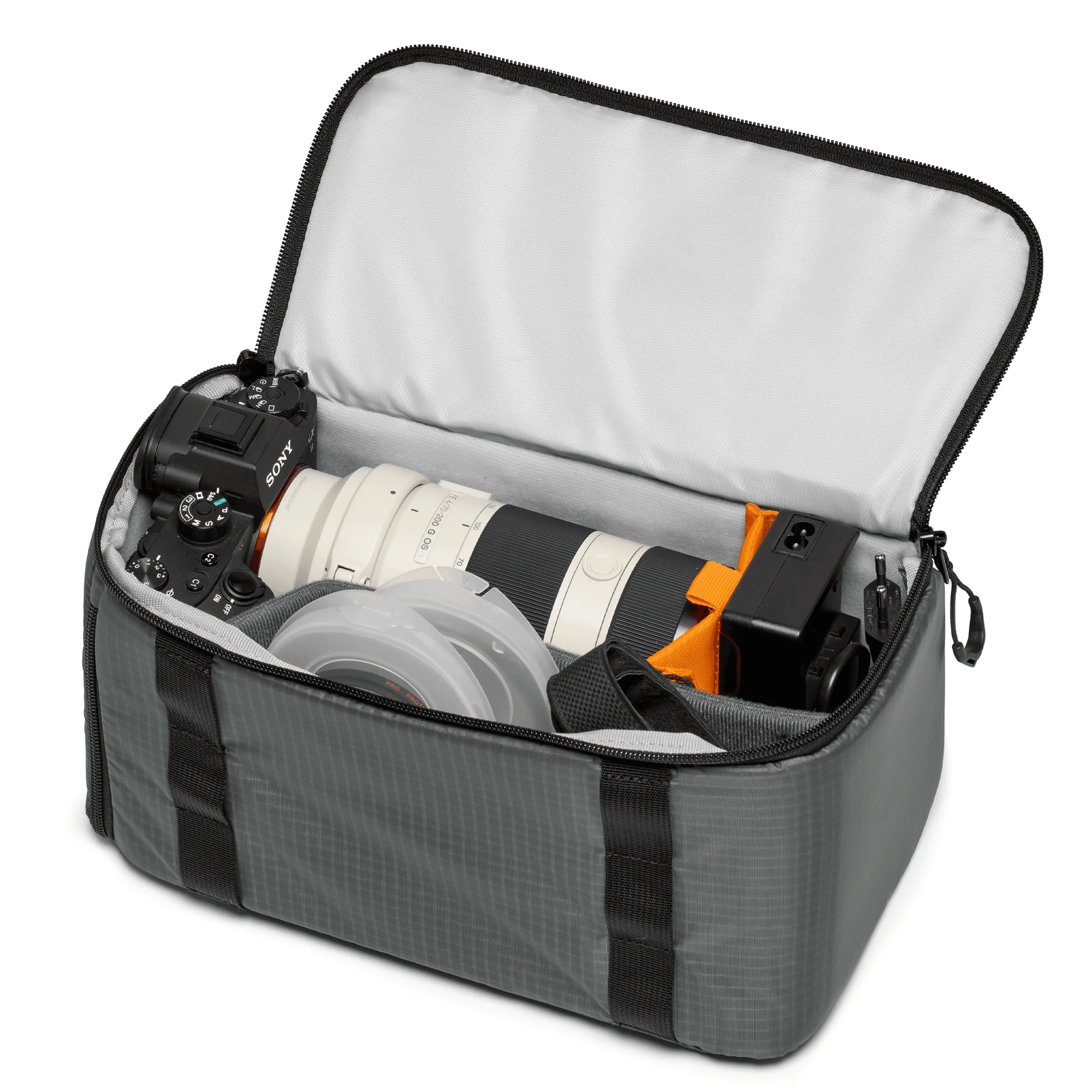 נרתיק Lowepro GearUp PRO camera box L II