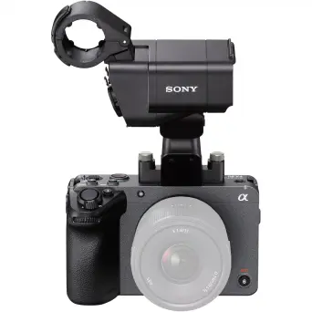 מצלמה דיגיטלית Sony FX30 עם יחידת XLR