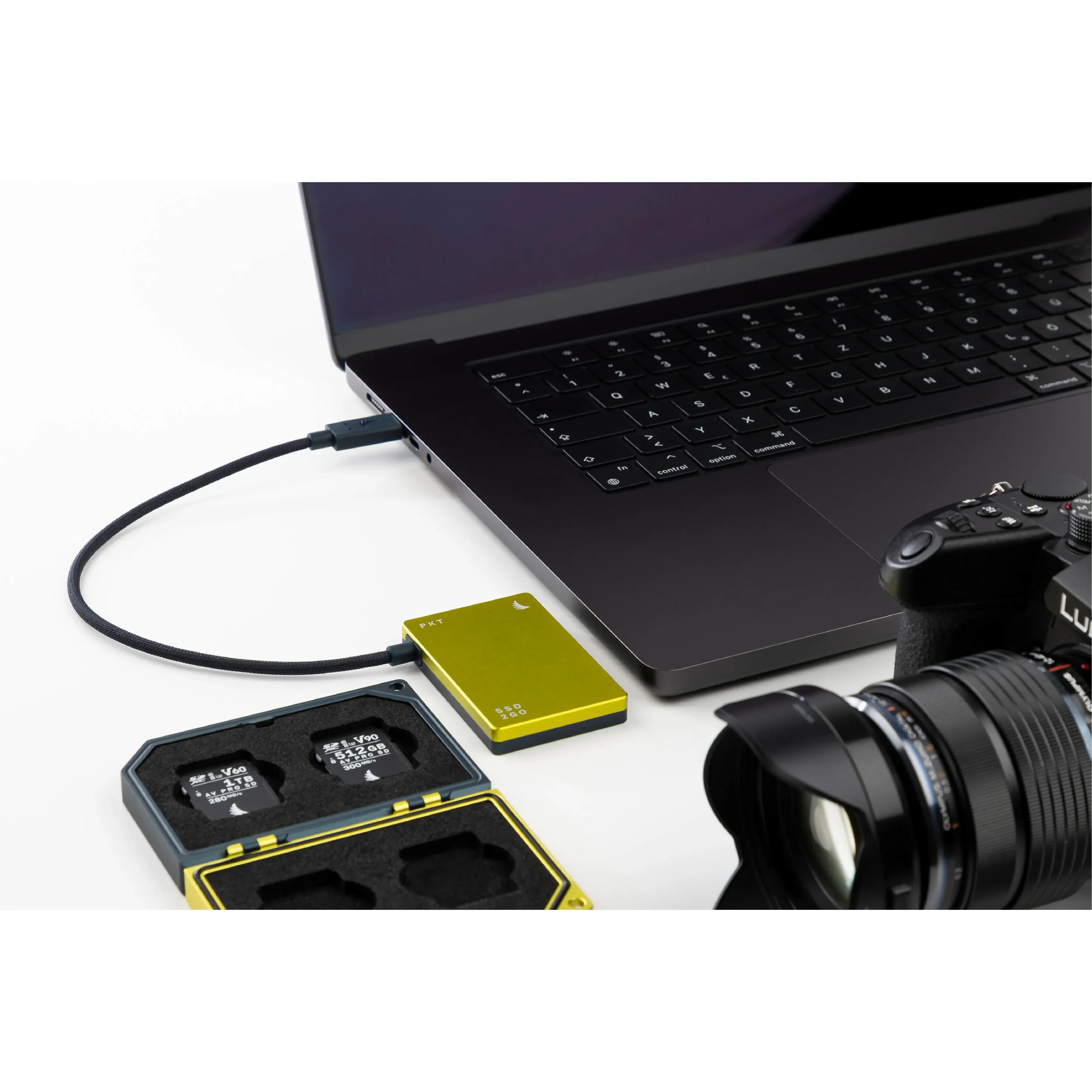 הארד דיסק  Angelbird USB 3.2 Gen 2x2 4TB