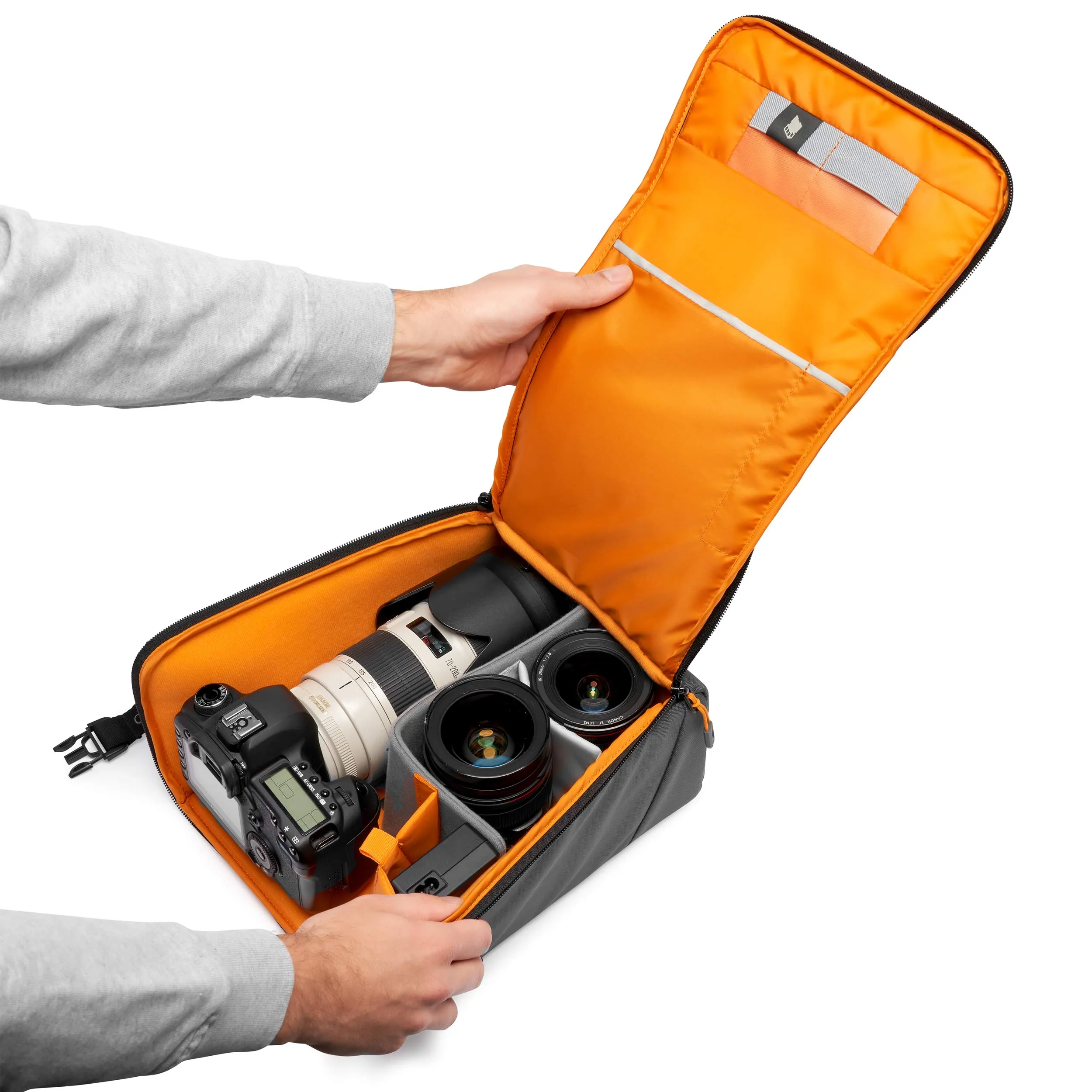 נרתיק גדול אקסטרה Lowepro GEARUP CREATOR BOX II