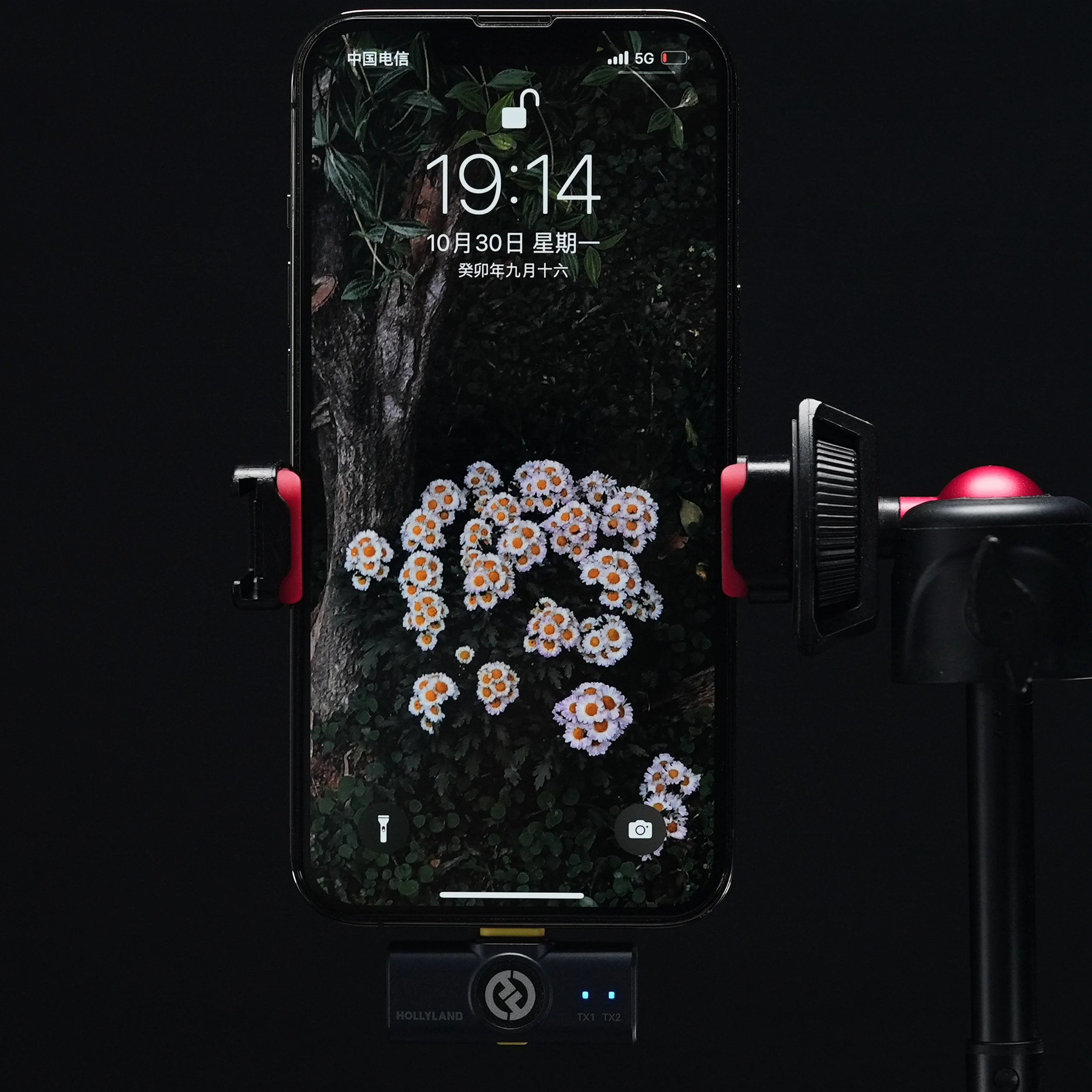 מערכת מיקרופון אלחוטית 2 משדרים  HOLLYLAND LARK M2 DUO IPHONE  (Lighting Plug)
