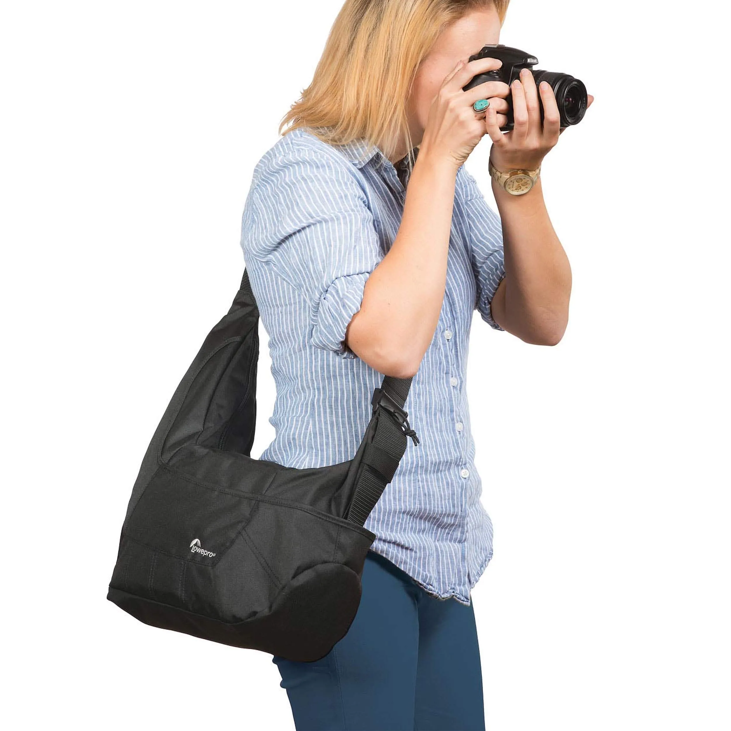 תיק כתף למצלמה Lowepro Passport Sling III (Black)