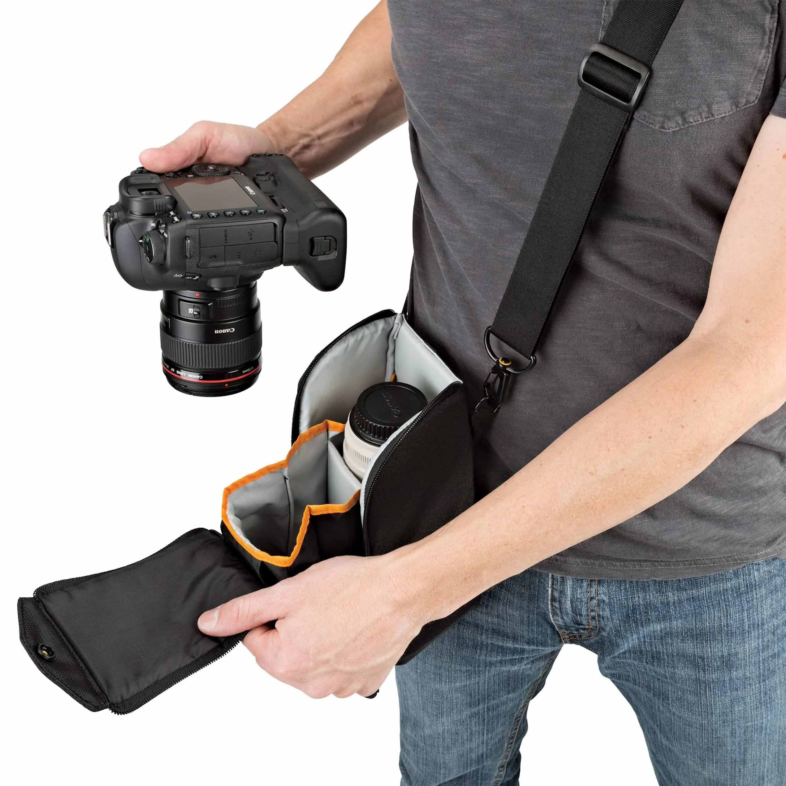 תיק לעדשת מצלמה Lowepro ProTactic Lens Exchange 200AWb