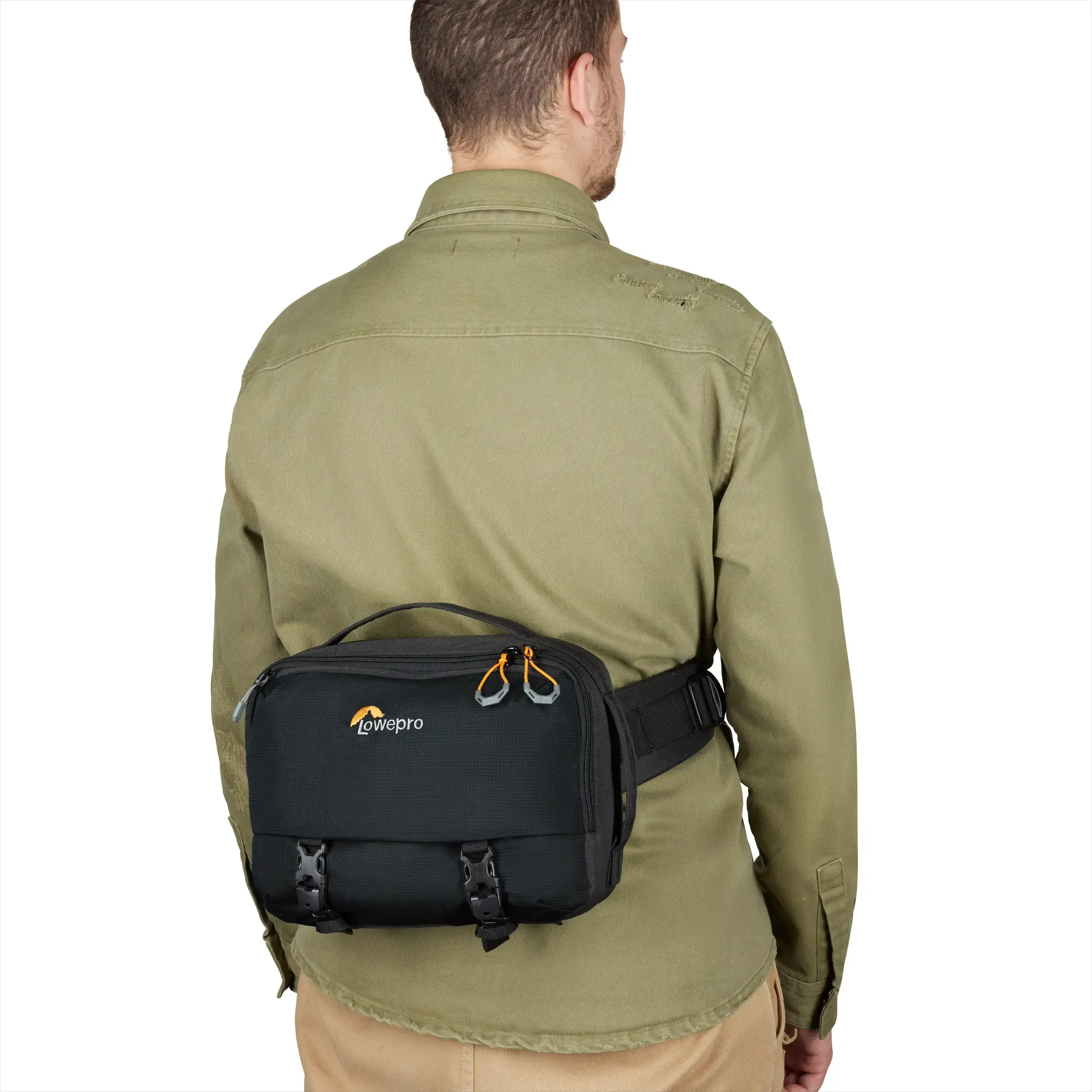 תיק מותן שחור Lowepro Trekker Lite SLX 120