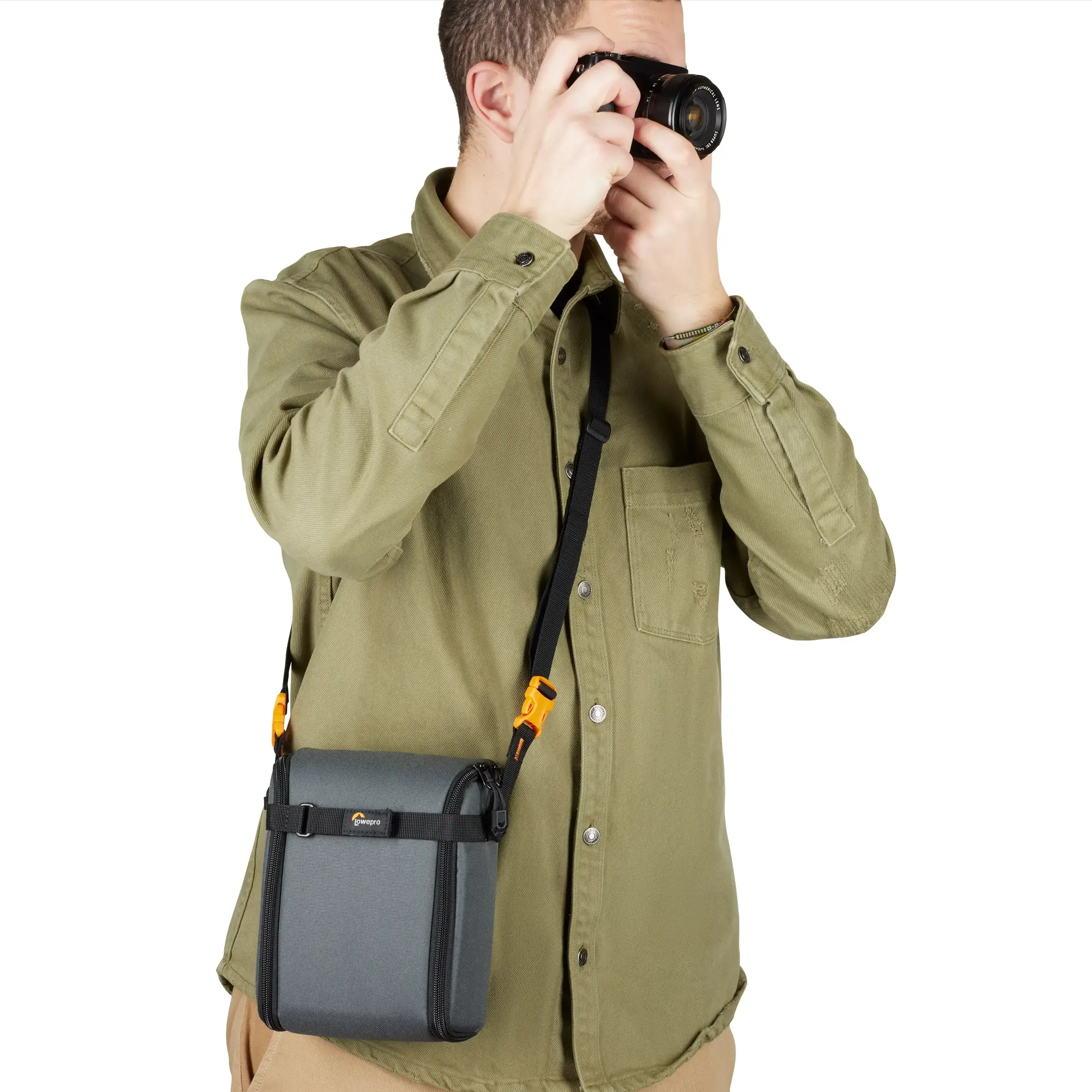 תיק גב אפור למצלמה Lowepro Trekker Lite BP 150
