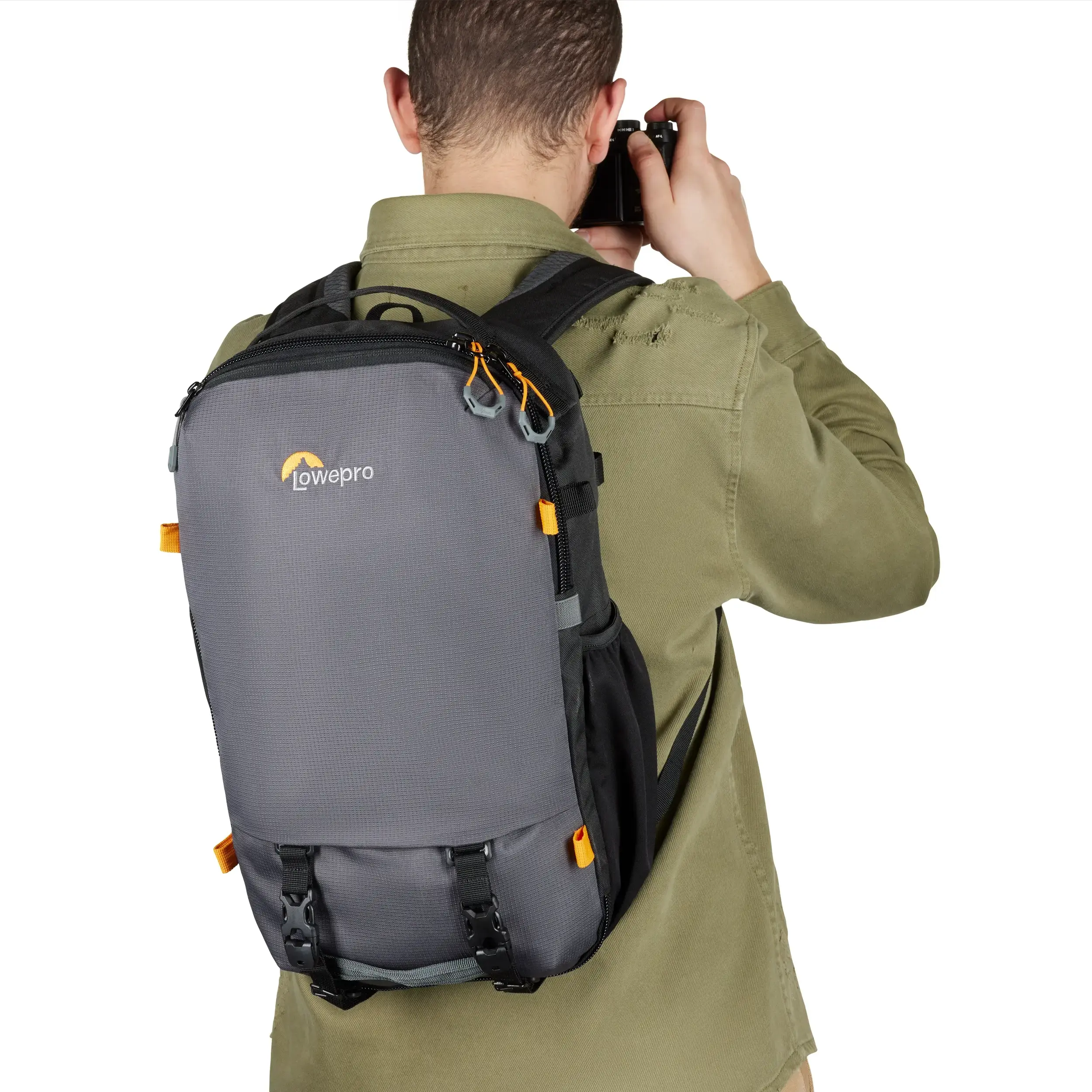 תיק גב אפור למצלמה Lowepro Trekker Lite BP 150