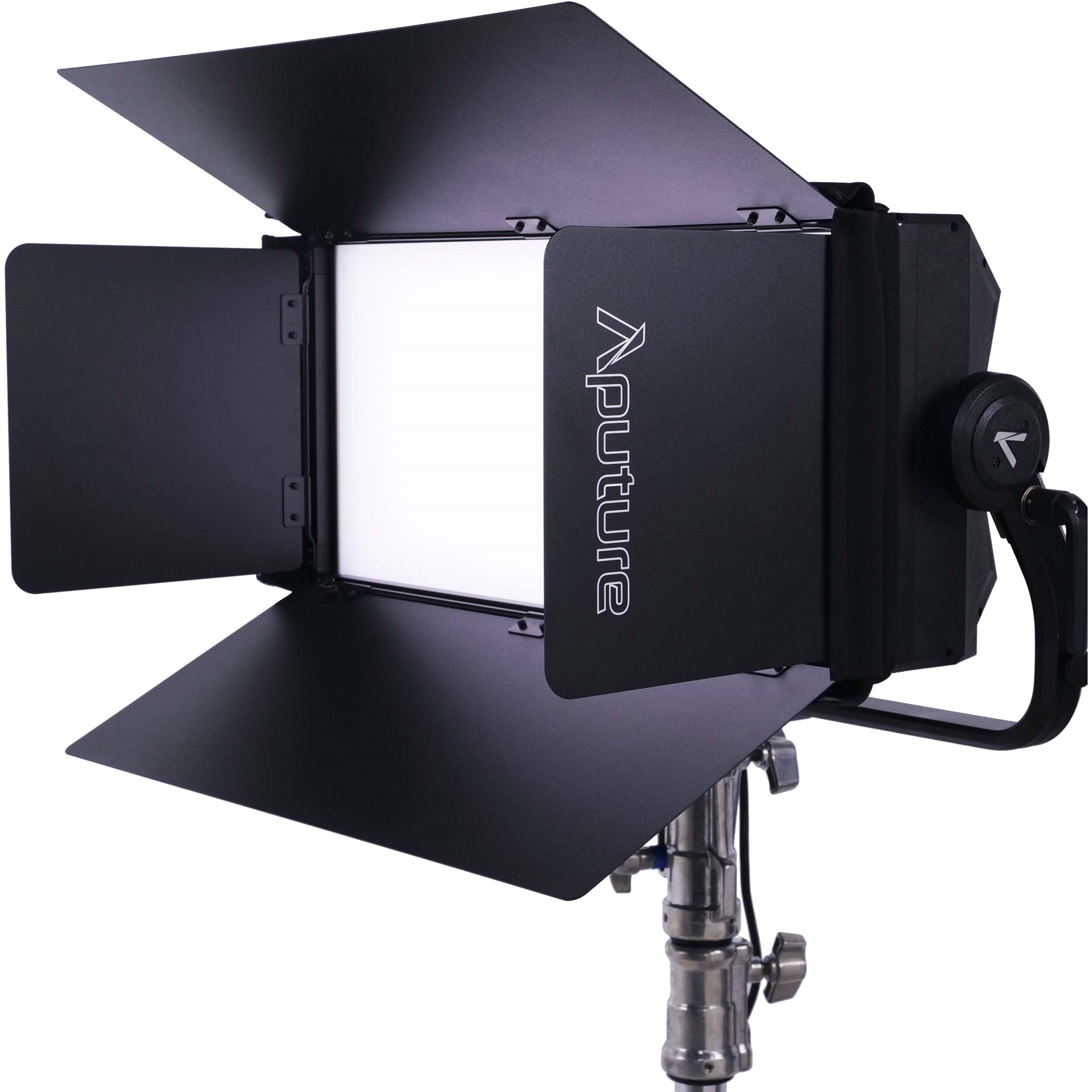 דלתות לפנס Aputure NOVA P600c
