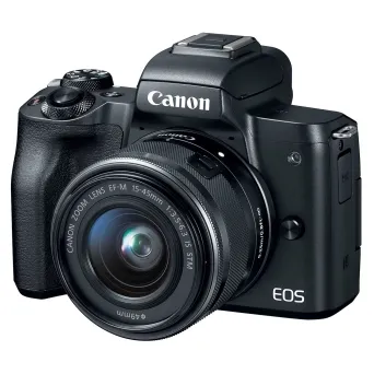 מצלמה דיגיטלית EOS M50 ועדשה 15-45 מ"מ בצבע שחור