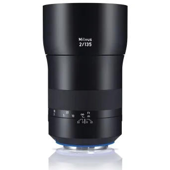 עדשת Zeiss Milvus 135mm f/2.0 ZE למצלמות CANON