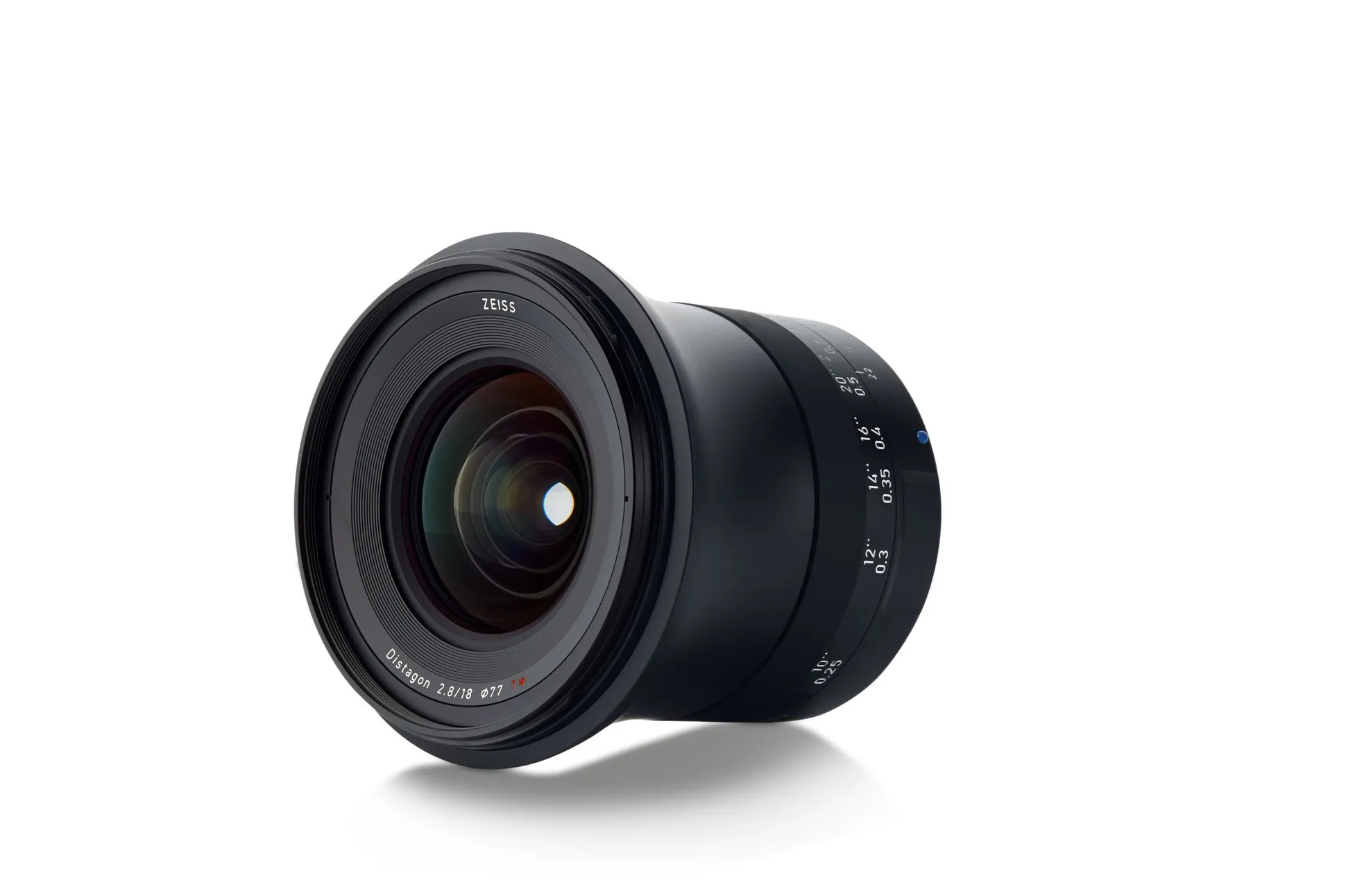 עדשת Zeiss Milvus 18mm f/2.8 ZF.2 למצלמות NIKON