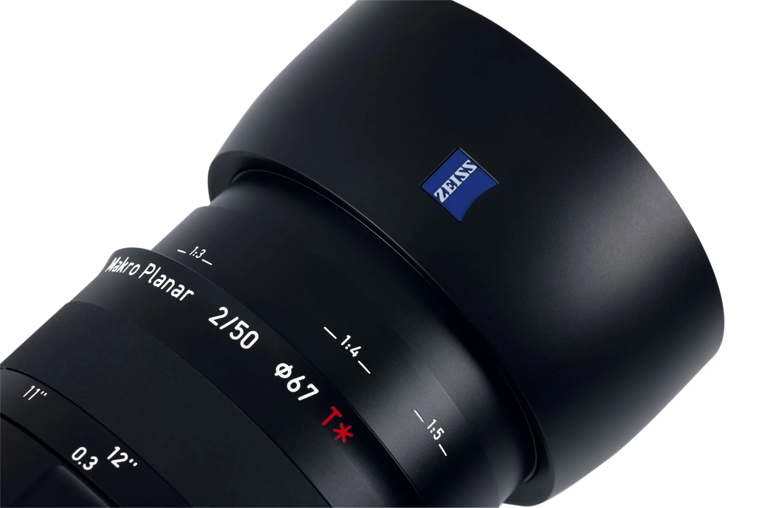 עדשת מאקרו Zeiss Milvus 50mm f/2.0 ZE למצלמות CANON