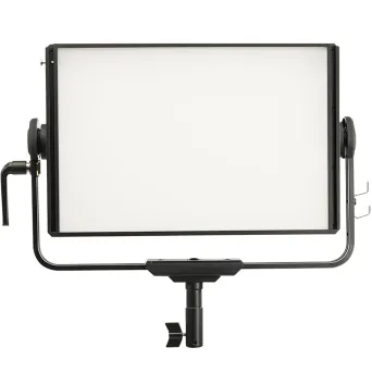 פנס לד Aputure NOVA P300c