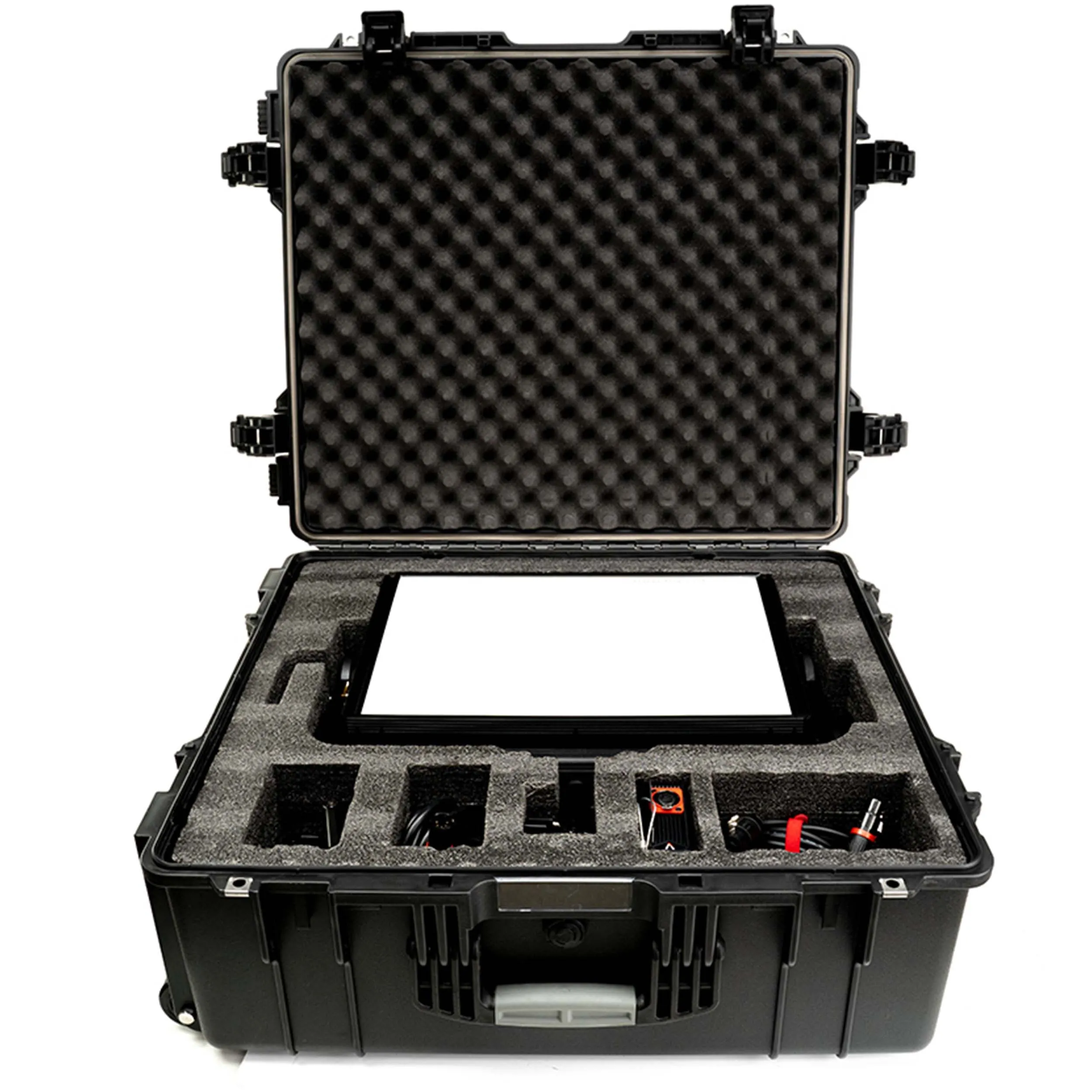קיט פנס לד Aputure NOVA P300C הכולל ארגז קשיח על גלגלים