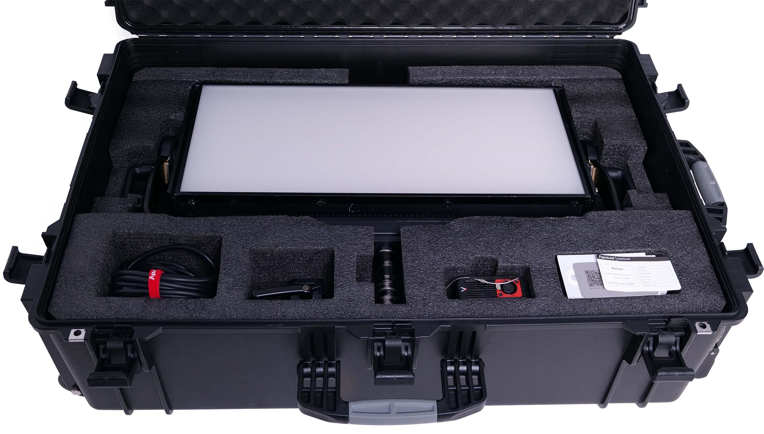 ארגז נשיאה לפנס Aputure NOVA P600c