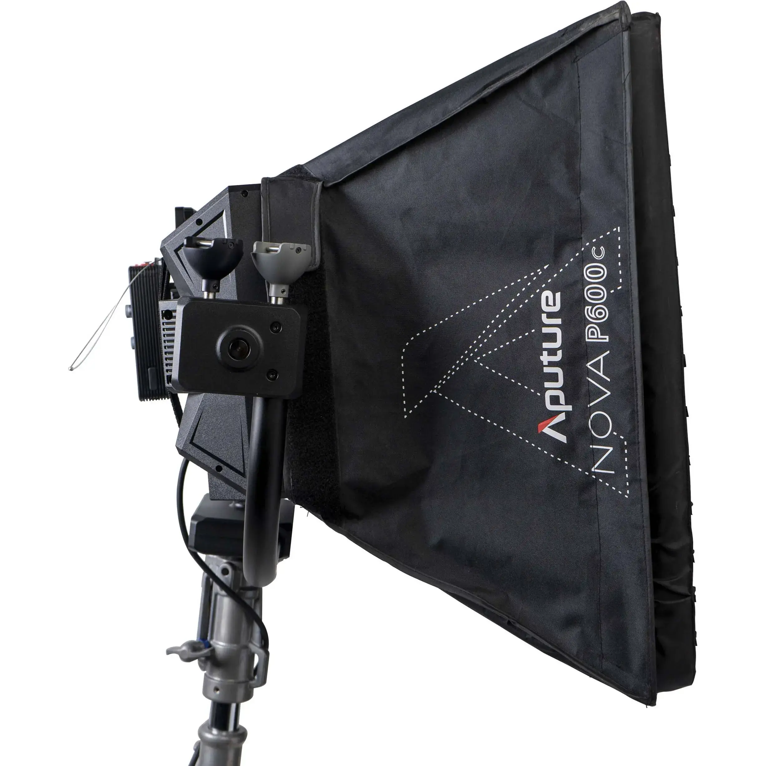 אוהל ריכוך סופטבוקס לפנס Aputure NOVA P600c