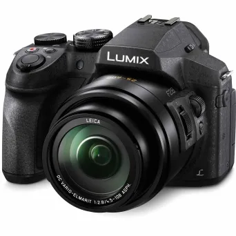 מצלמה דיגיטלית Panasonic Lumix DMC-FZ300
