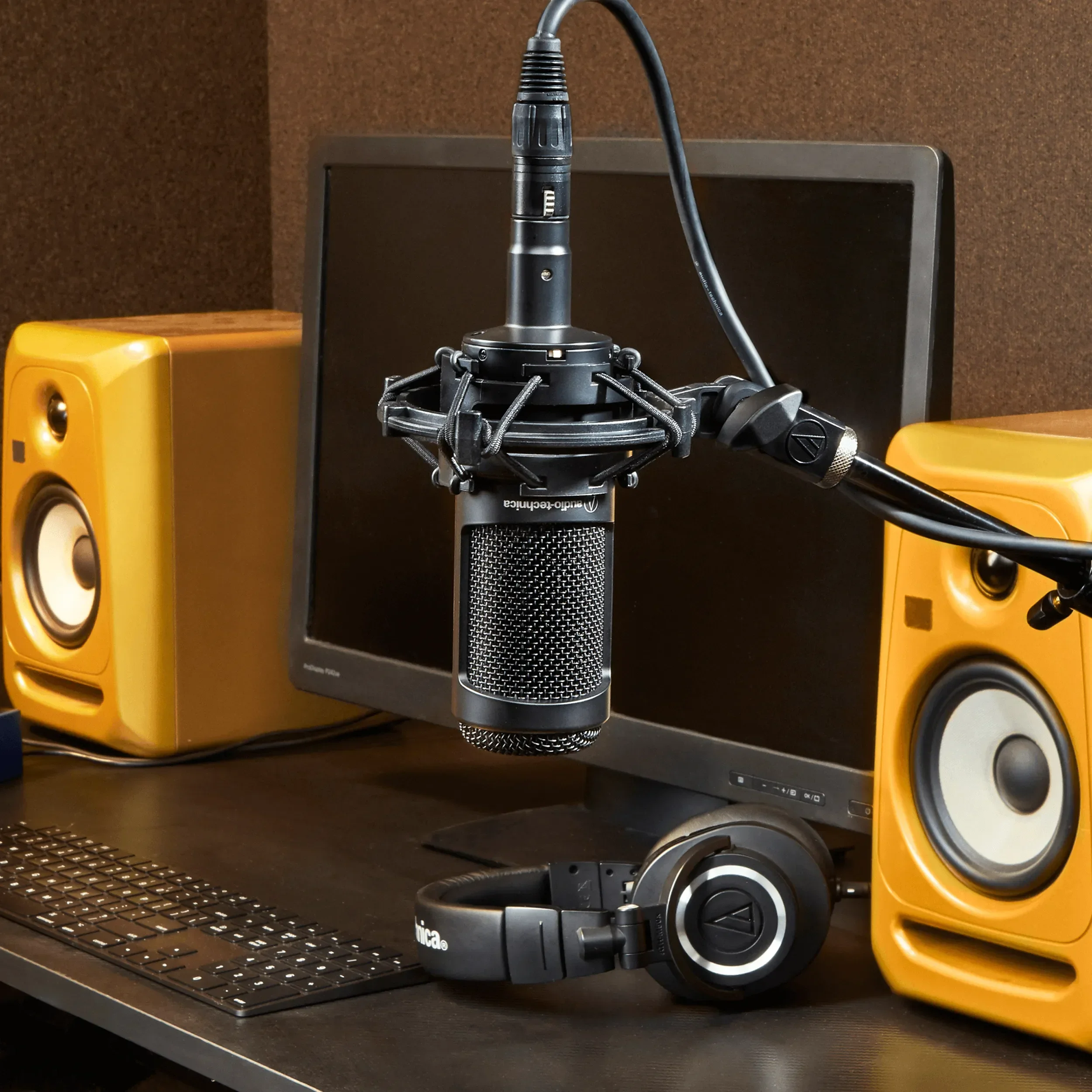 מיקרופון קונדנסר Audio Technica AT2050