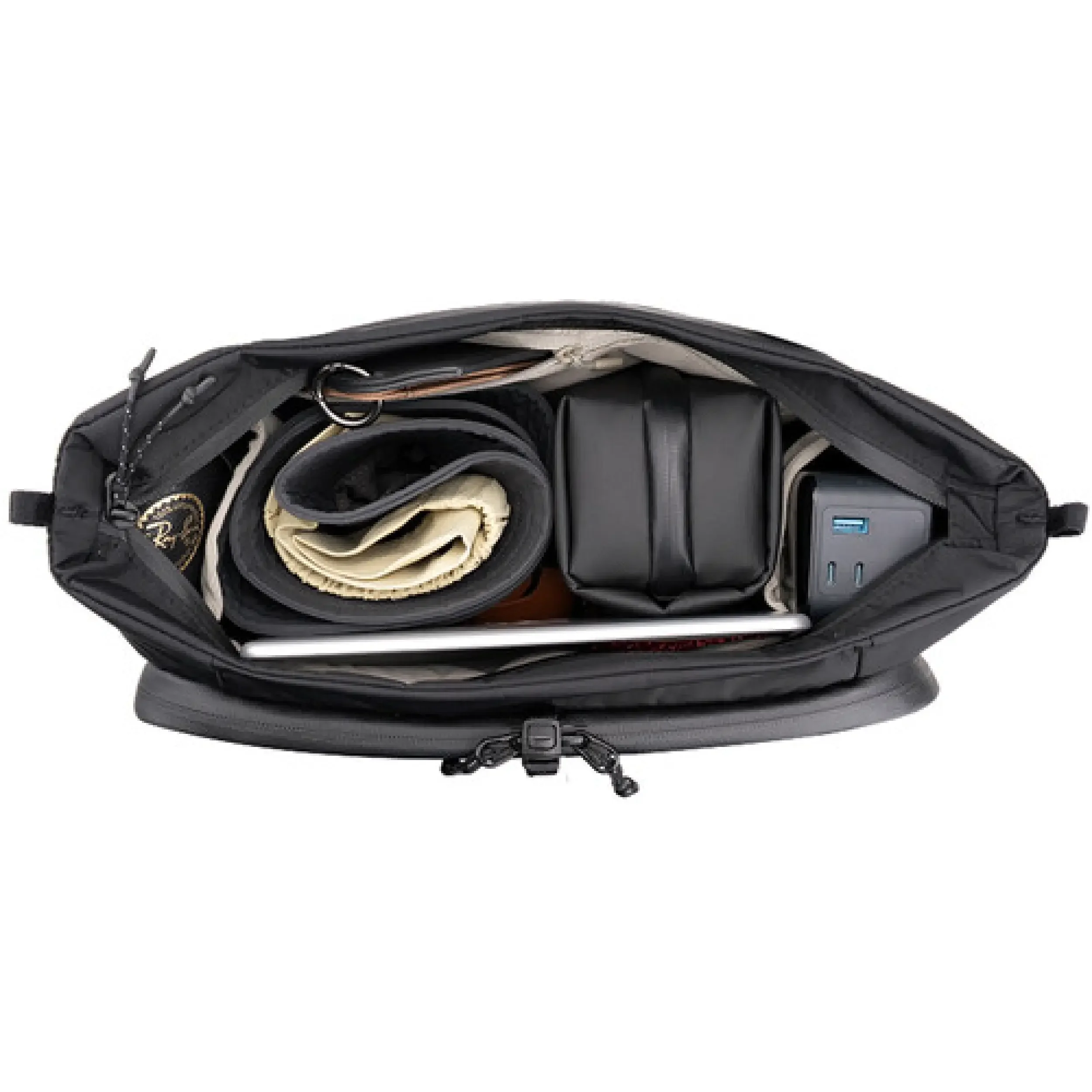 תיק גב 18 ליטר PGYTECH OneGo Roamer-- שחור