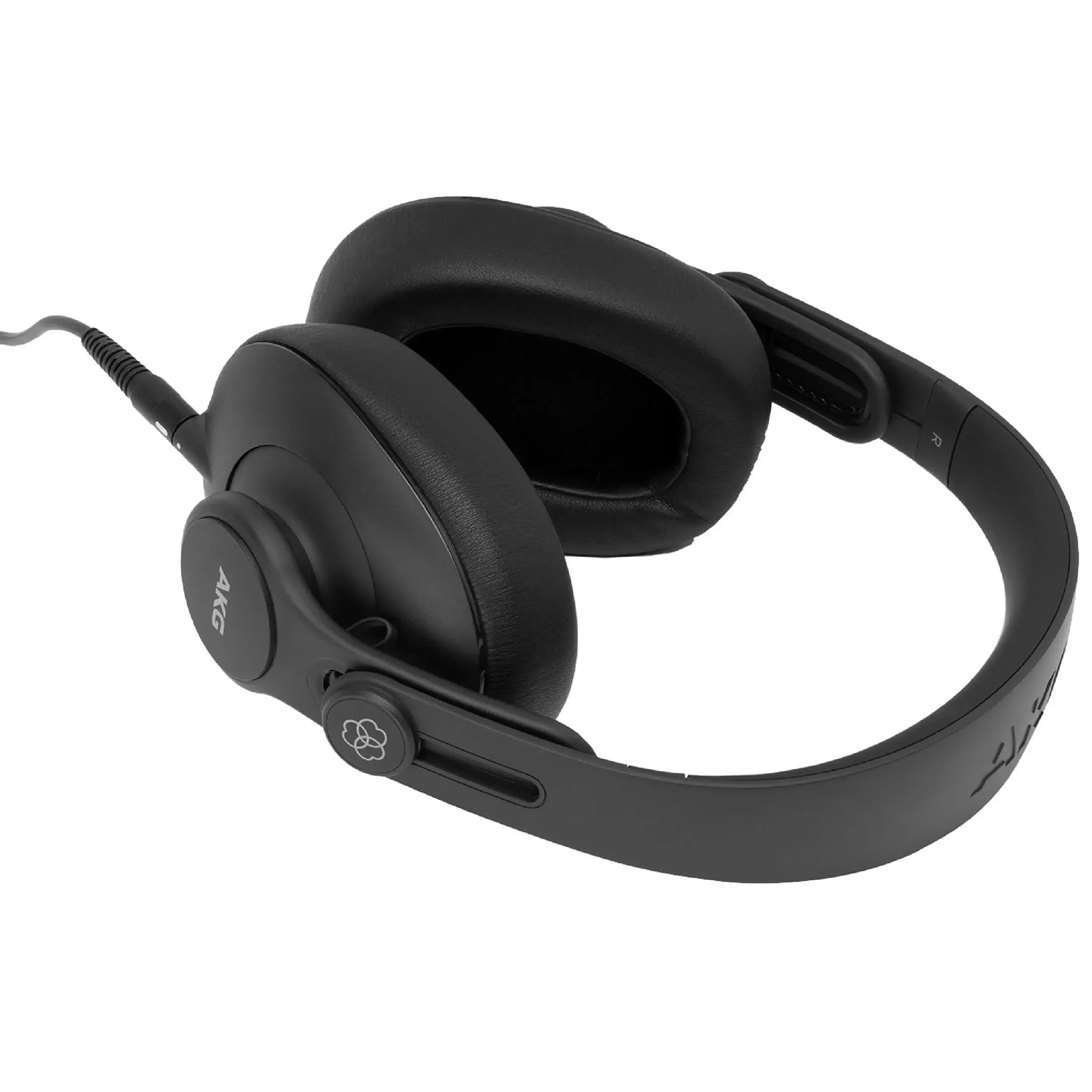 אוזניות אולפן סגורות AKG K361